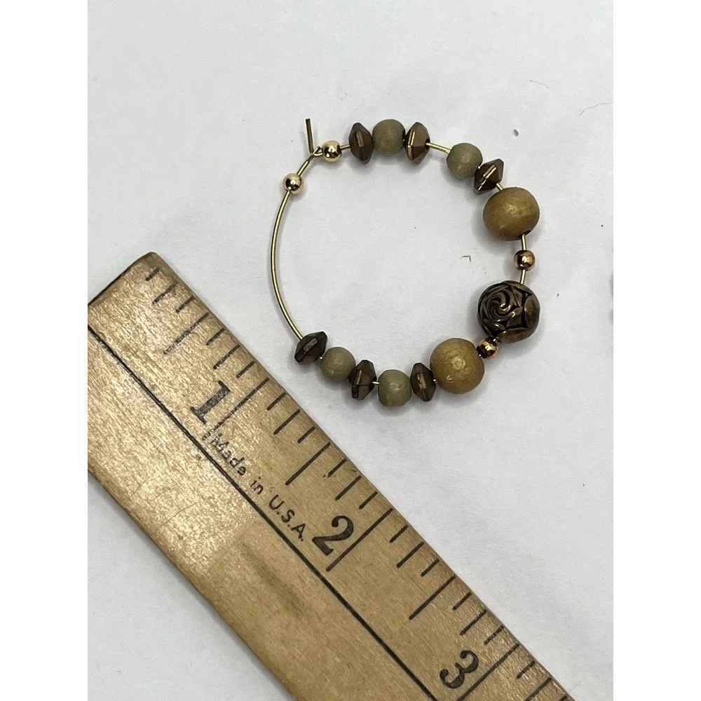 VTG Boho Beaded Hoop Earrings Green Gold Tone Lightweight Statement Earrings